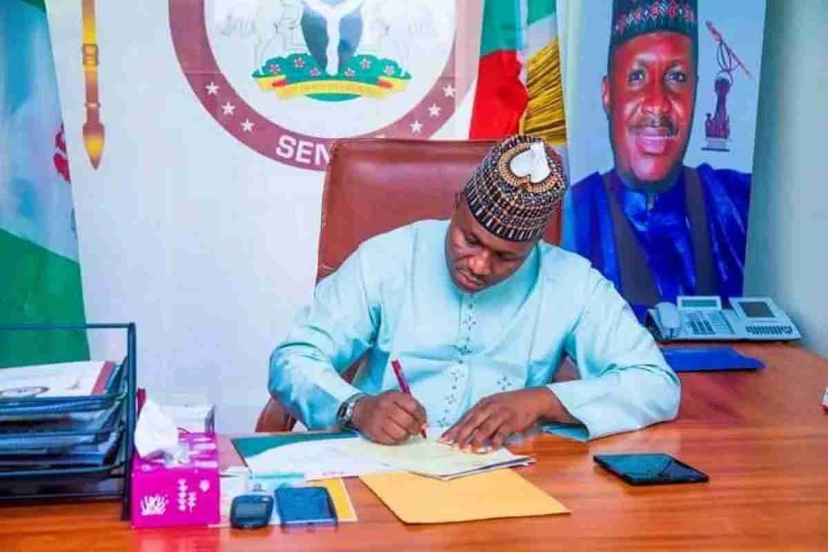 BREAKING: Top Northern Senator Resigns from APC Over Hardship Under Tinubu