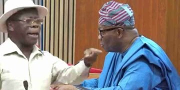 VIDEO: ‘I’ll Take You Out!’ — Akpabio, Oshiomhole Clash in Senate Drama