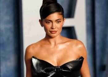 Kylie Jenner Biography 2026: Net Worth, Age, Career, Kids, Relationship & Latest News