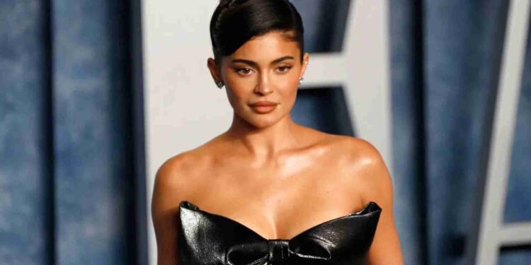 Kylie Jenner Biography 2026: Net Worth, Age, Career, Kids, Relationship & Latest News
