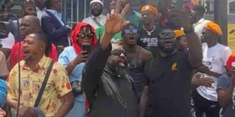 BREAKING: Protest Rocks MTN Office in Abuja Over Soaring Data Costs [VIDEO]